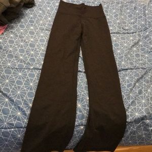 Lululemon flared leggings (2 regular)